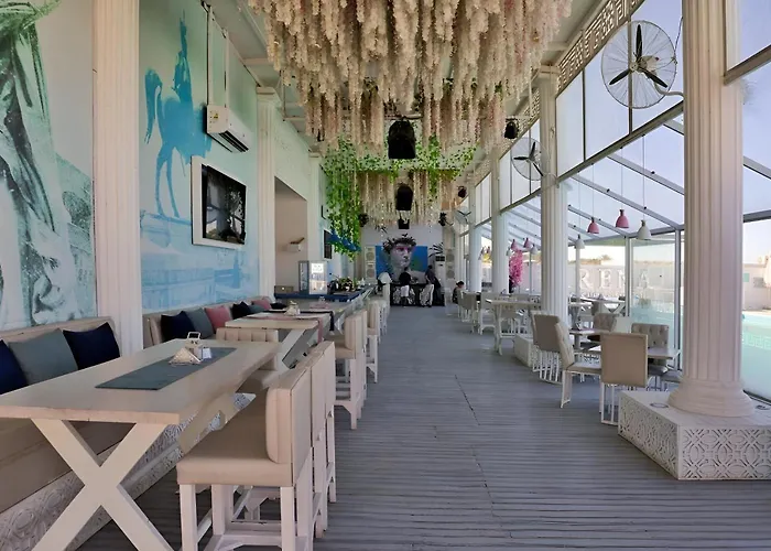 Selena Bay Boutique