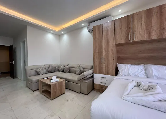Selena Bay Boutique Szálloda Gurdaka