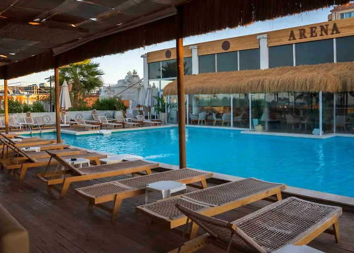 Selena Bay Boutique 4*